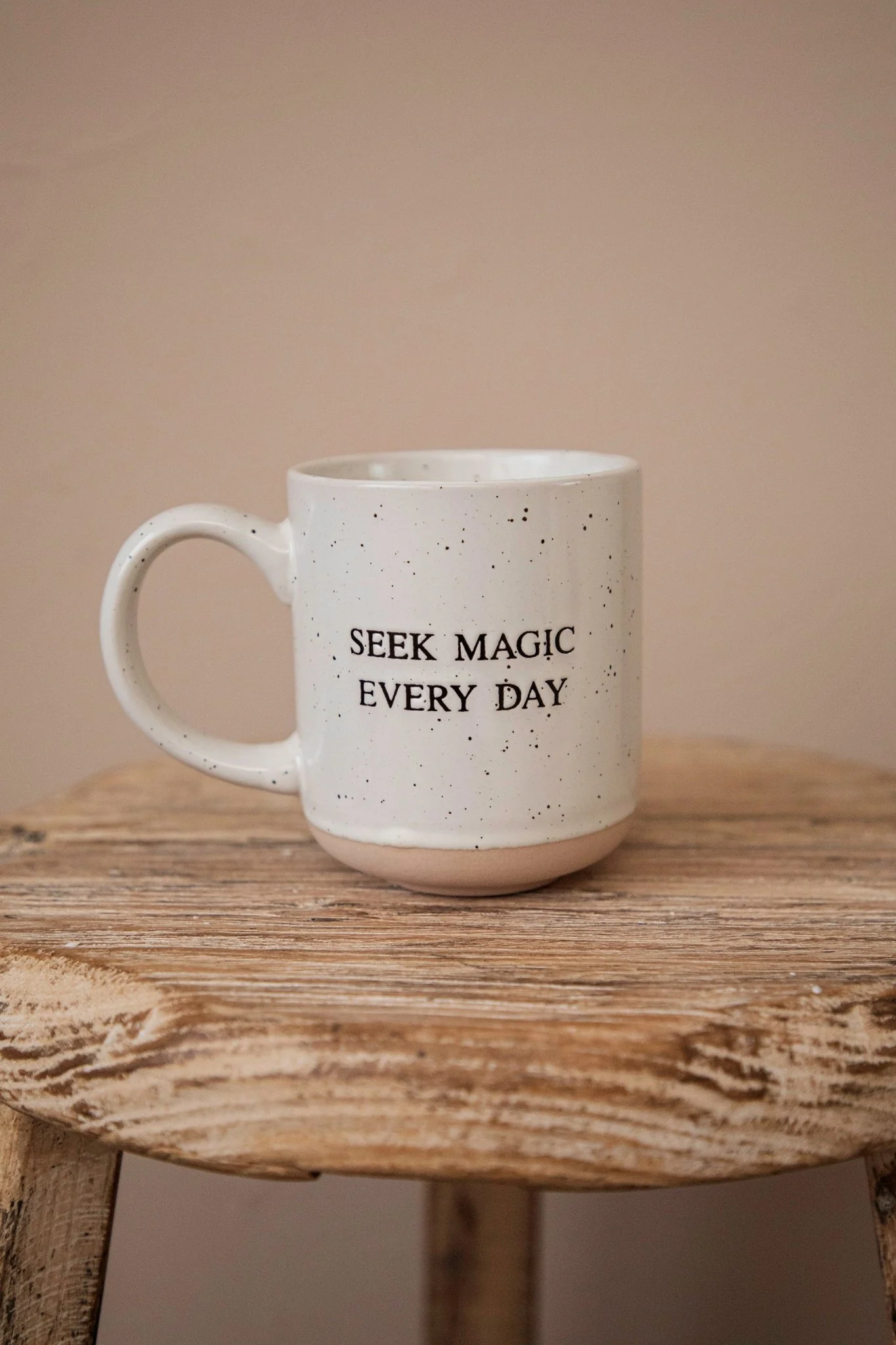Seek Magic Beige - Mok - Image 4