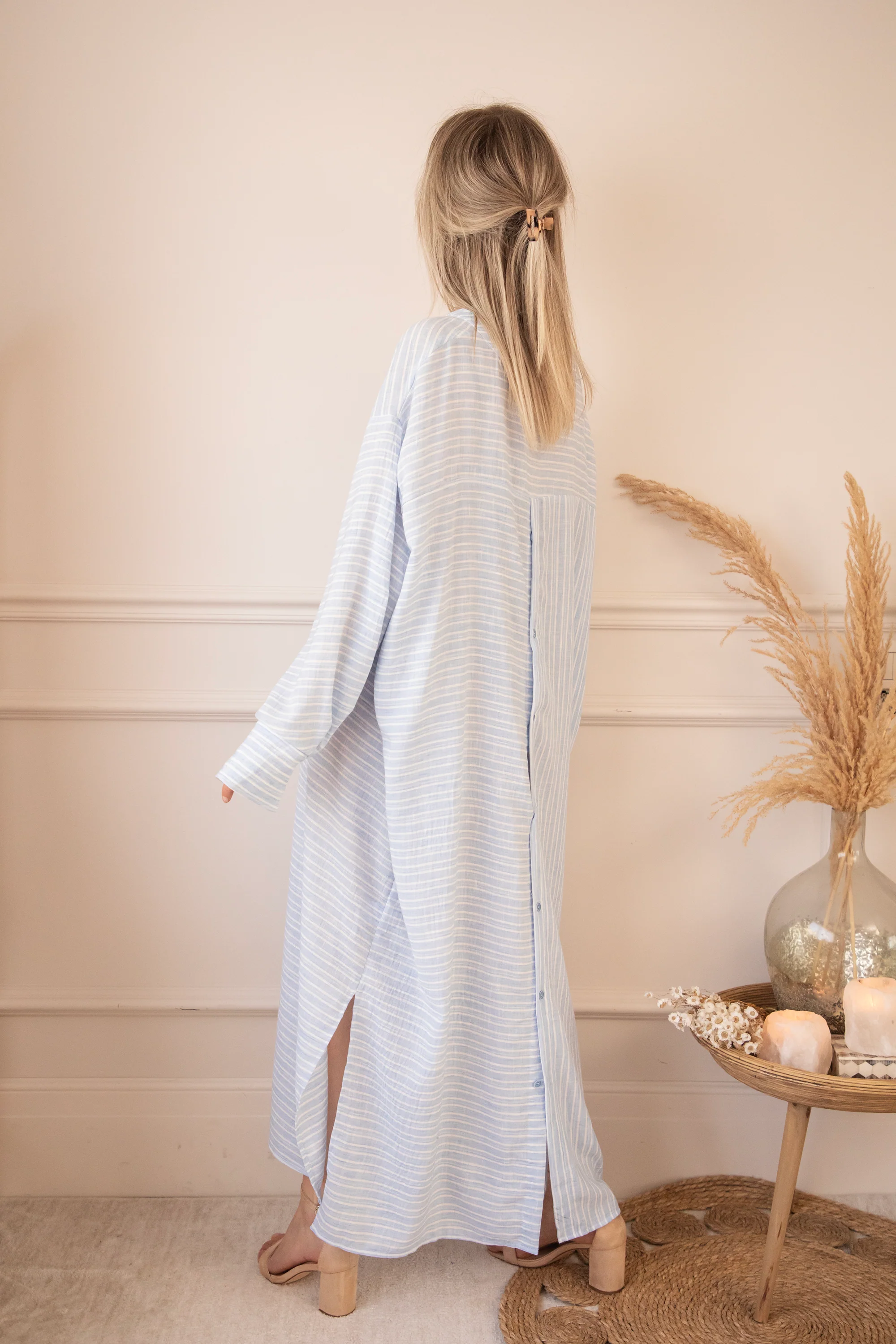 Serene Stripes Soft Blue - Maxi Jurk - Image 3