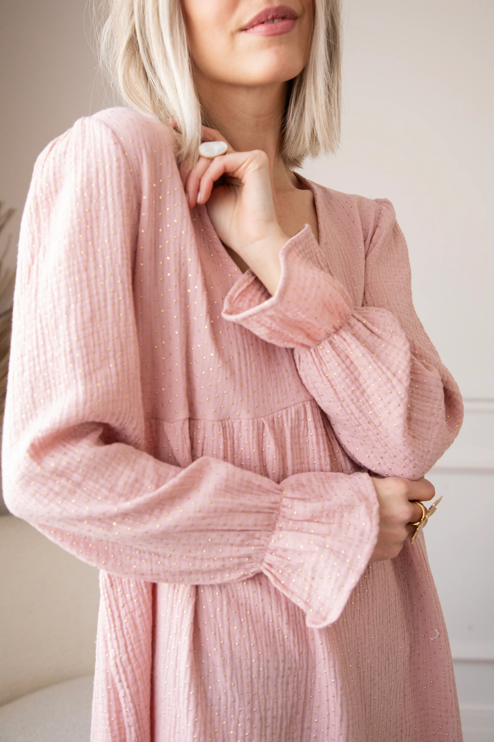 Shine Like Gold Old Pink - Jurk - Image 4