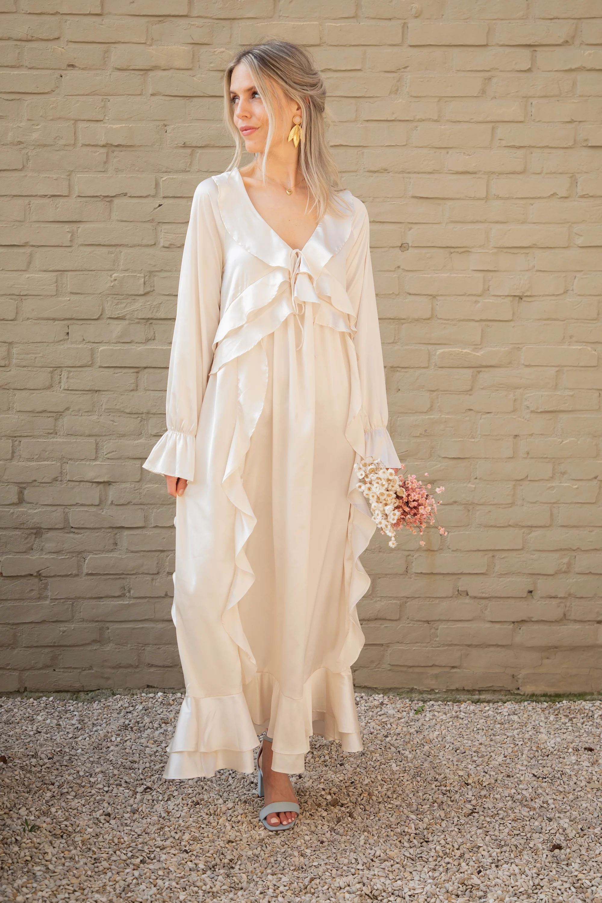 Sidona Satin Beige - Maxi Jurk - Image 15