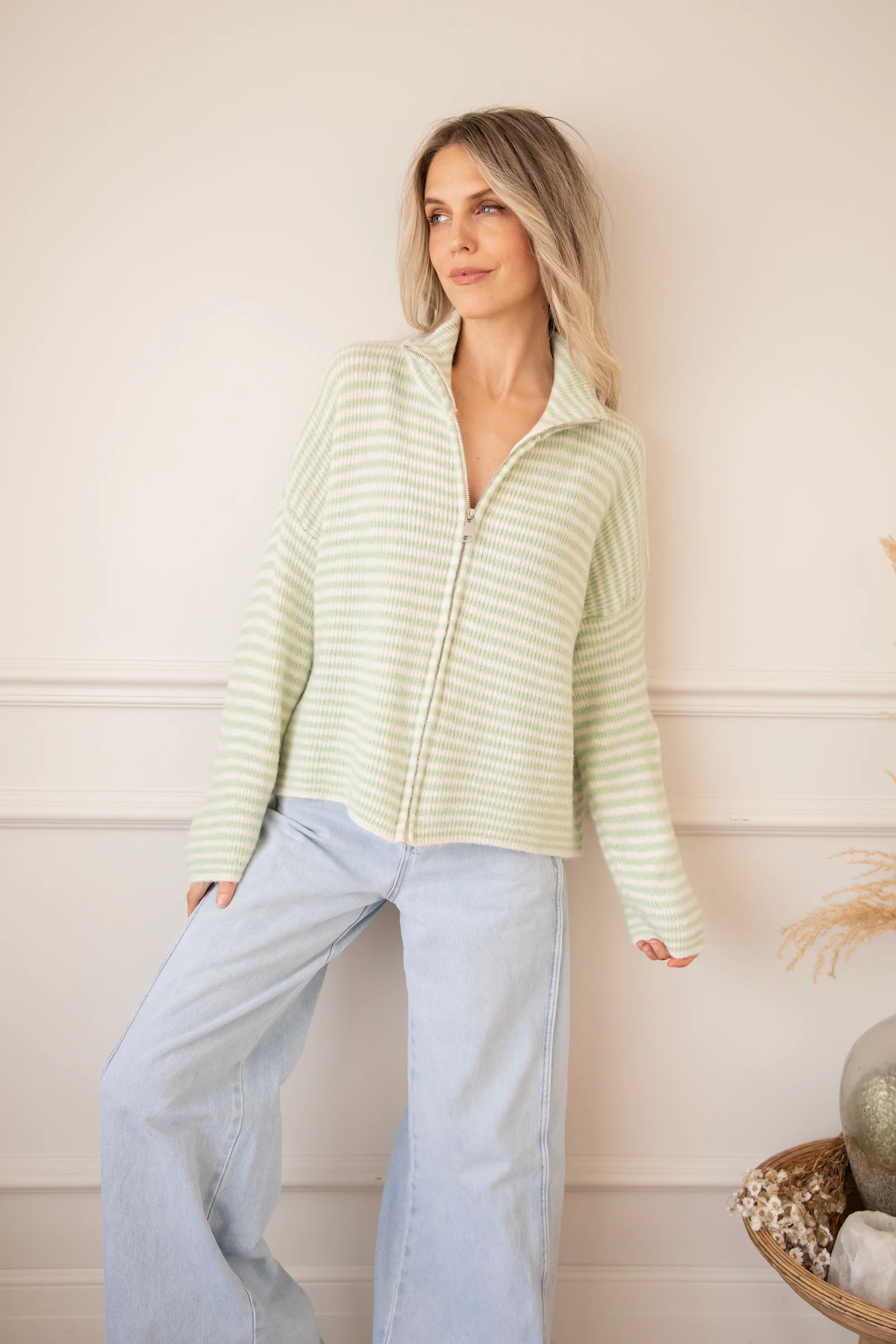Simply Stripes Green/White - Vest - Image 4