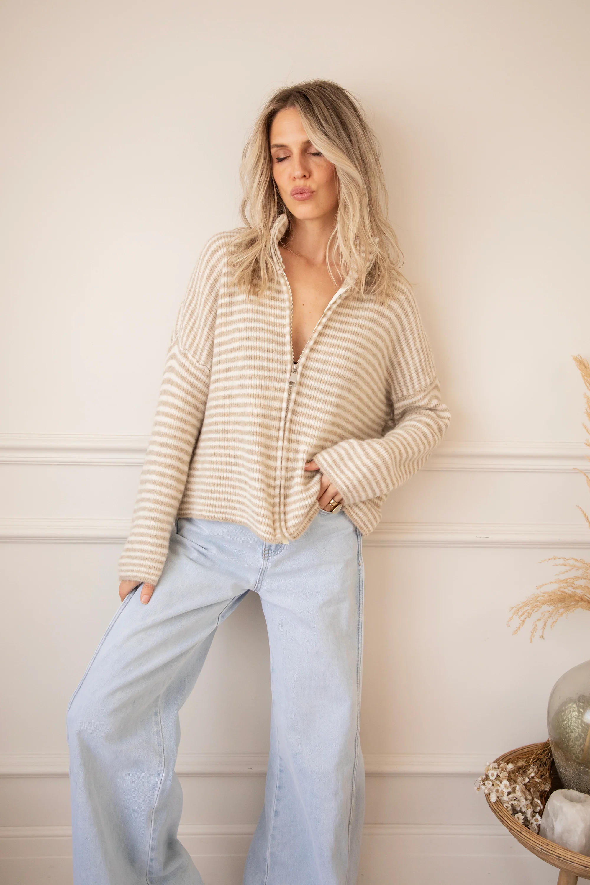Simply Stripes Taupe/White - Vest - Image 2