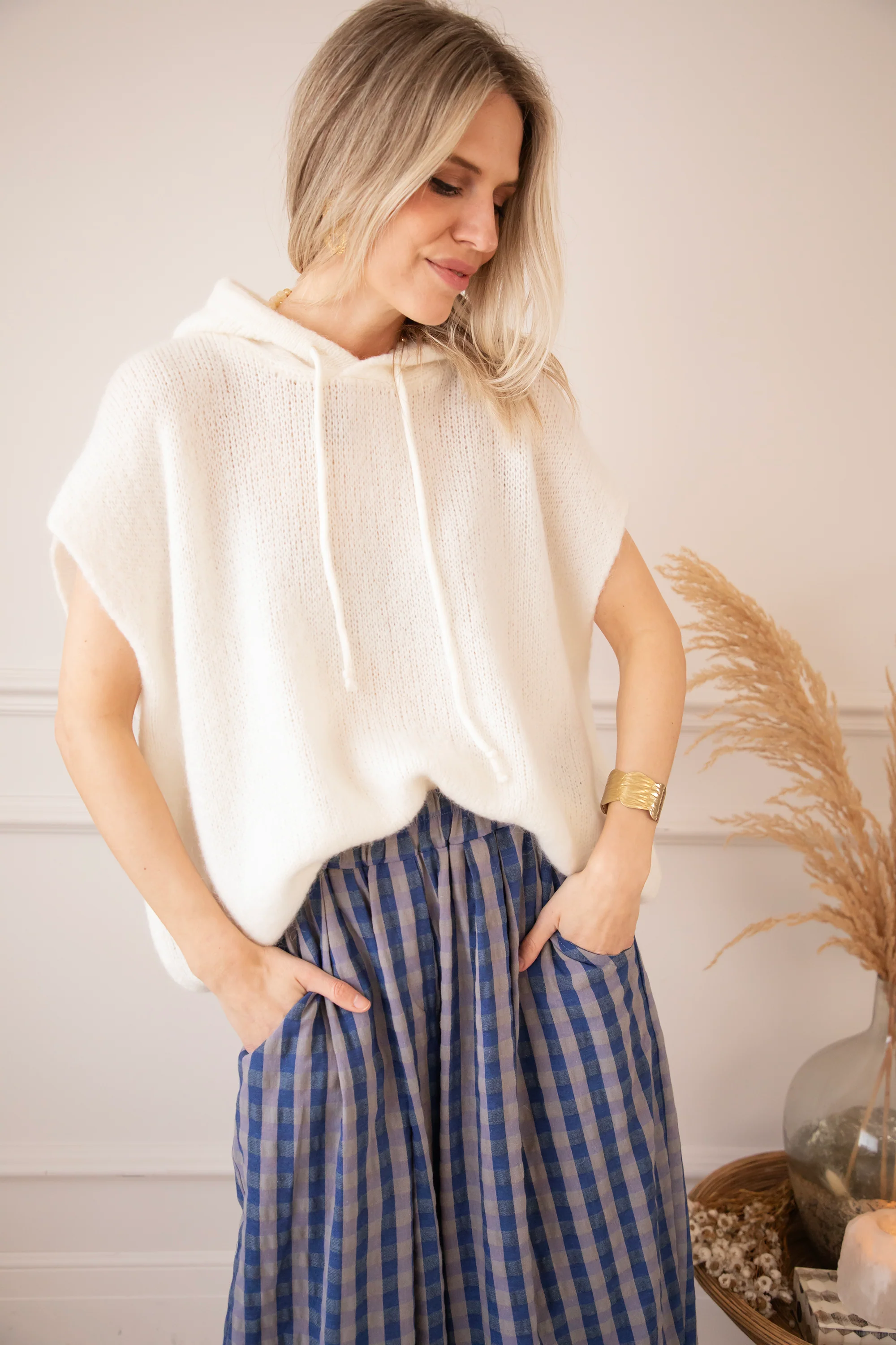 Sleeveless Ease Beige - Trui