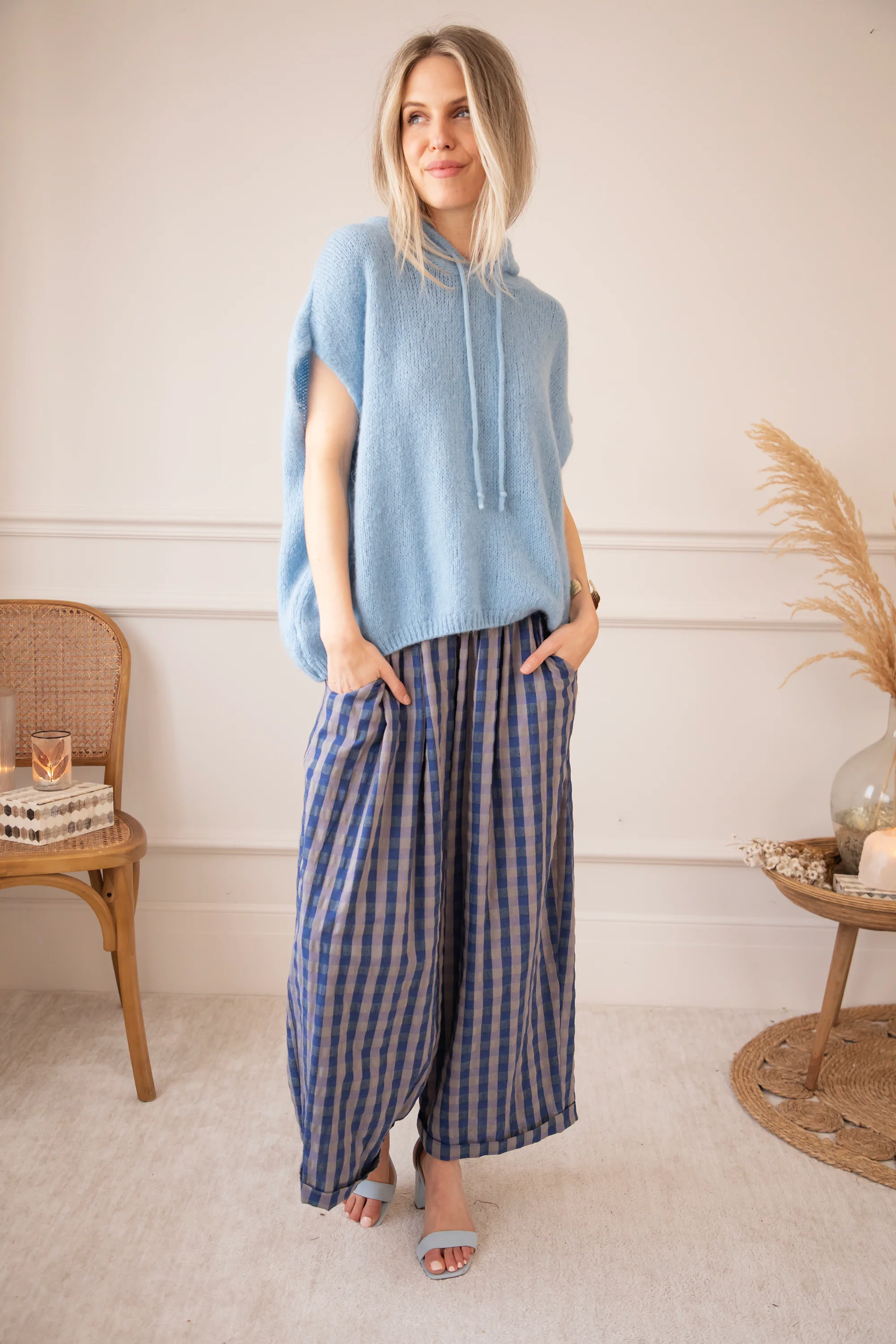 Sleeveless Ease Blue - Trui - Image 4