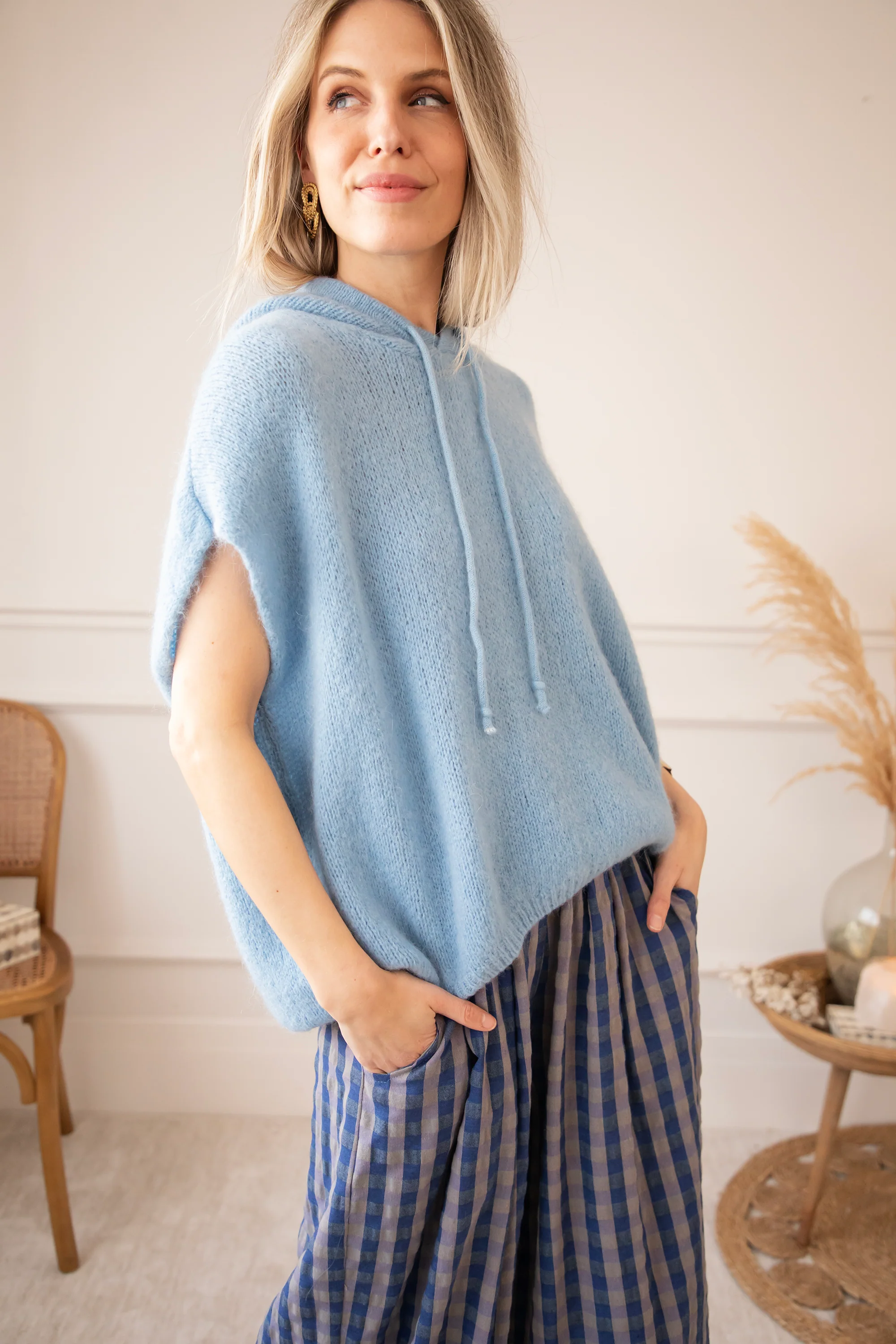 Sleeveless Ease Blue - Trui - Image 6