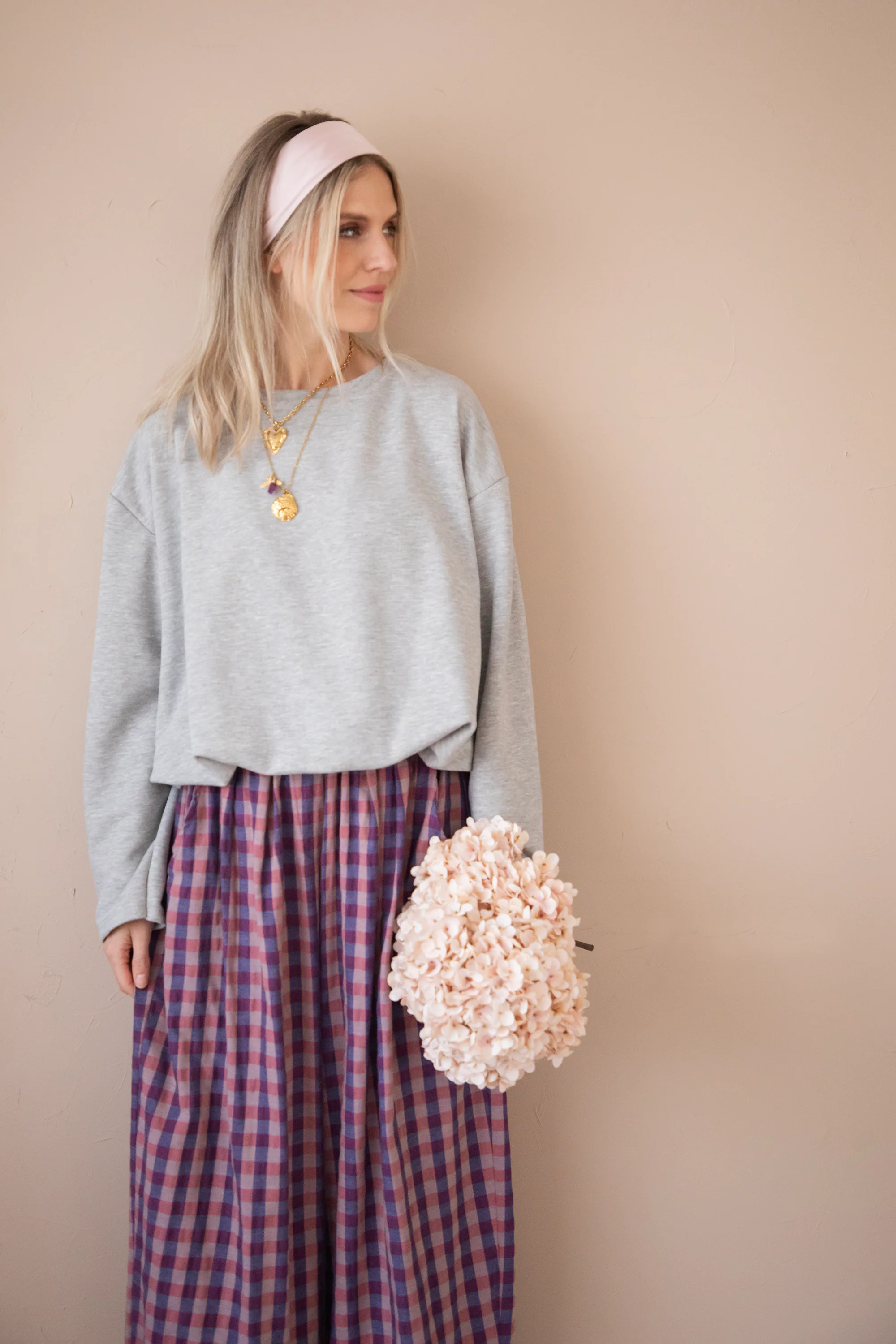 Soft Stretch Grey - Sweater - Image 11