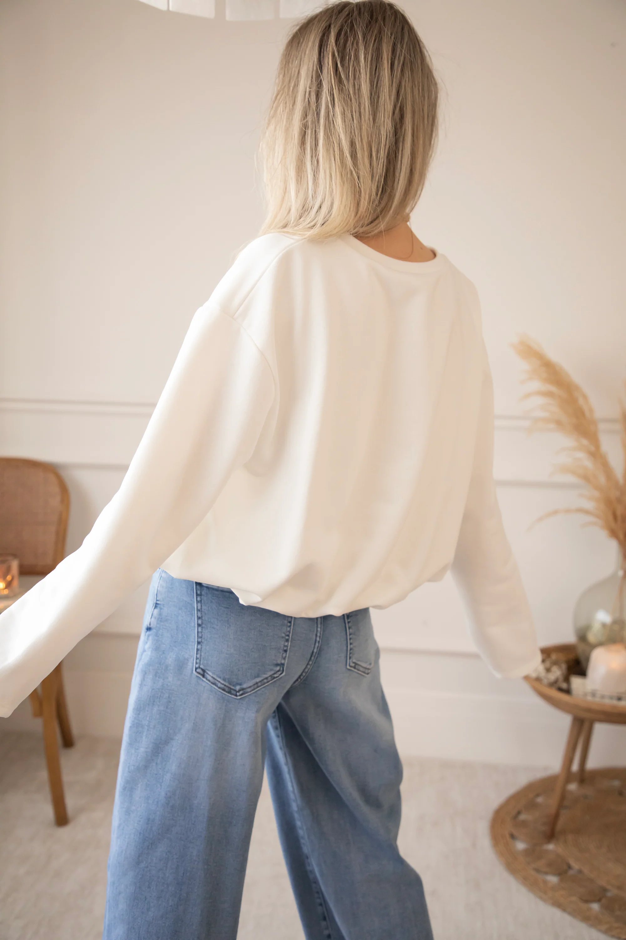 Soft Stretch Off White - Sweater - Image 2