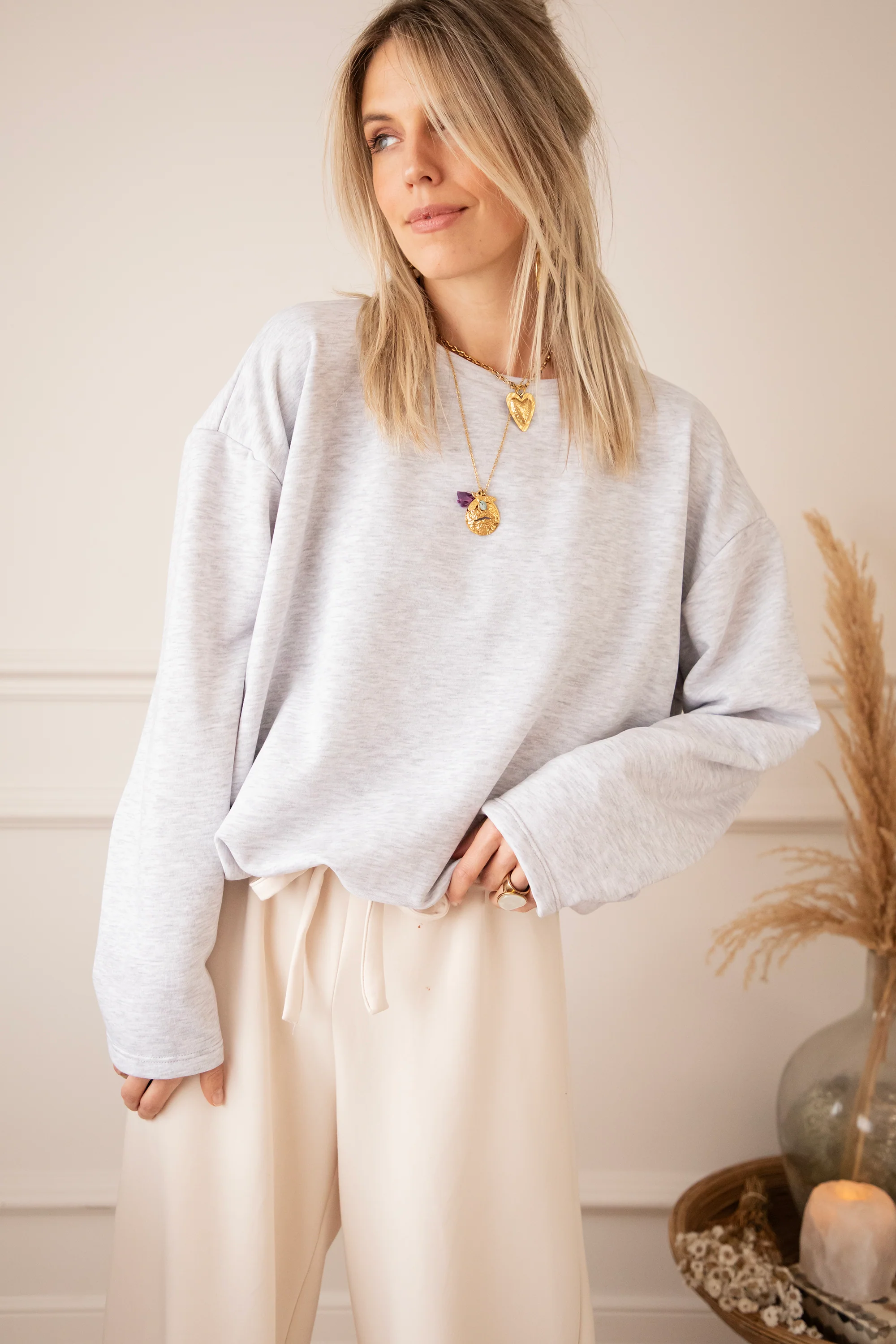Soft Stretch Soft Grey - Sweater - Image 2