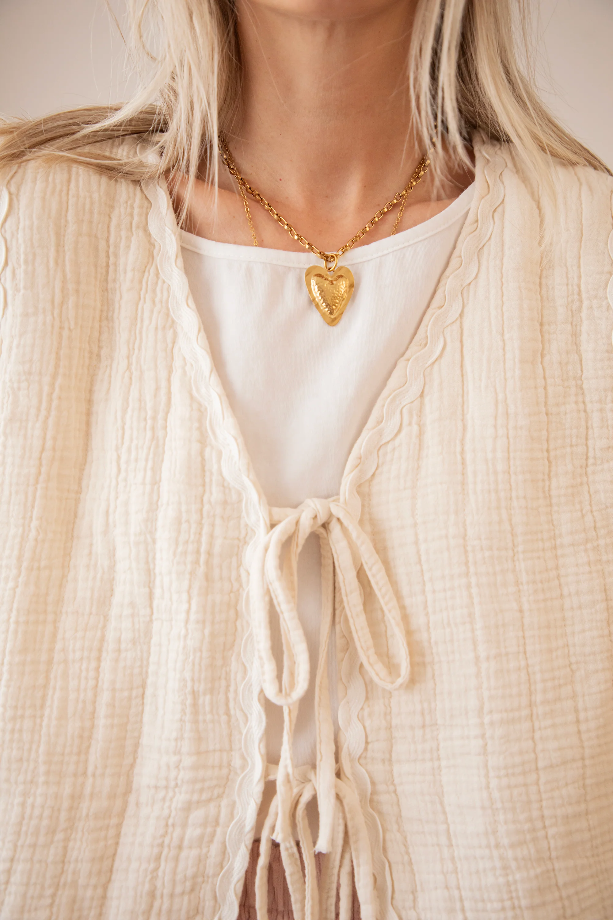 Soft Tetra Thoughts Beige - Vest - Image 2