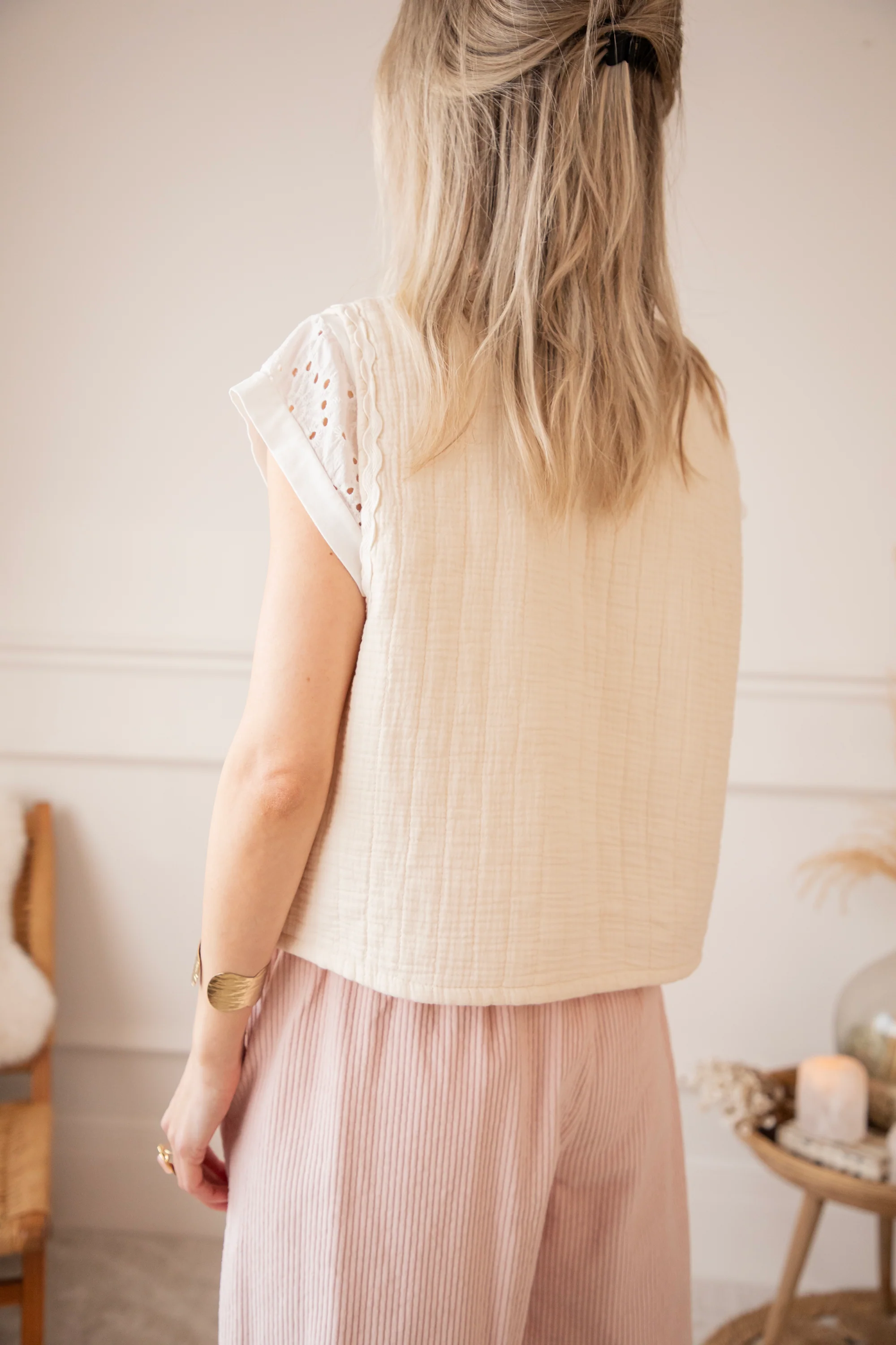 Soft Tetra Thoughts Beige - Vest - Image 5