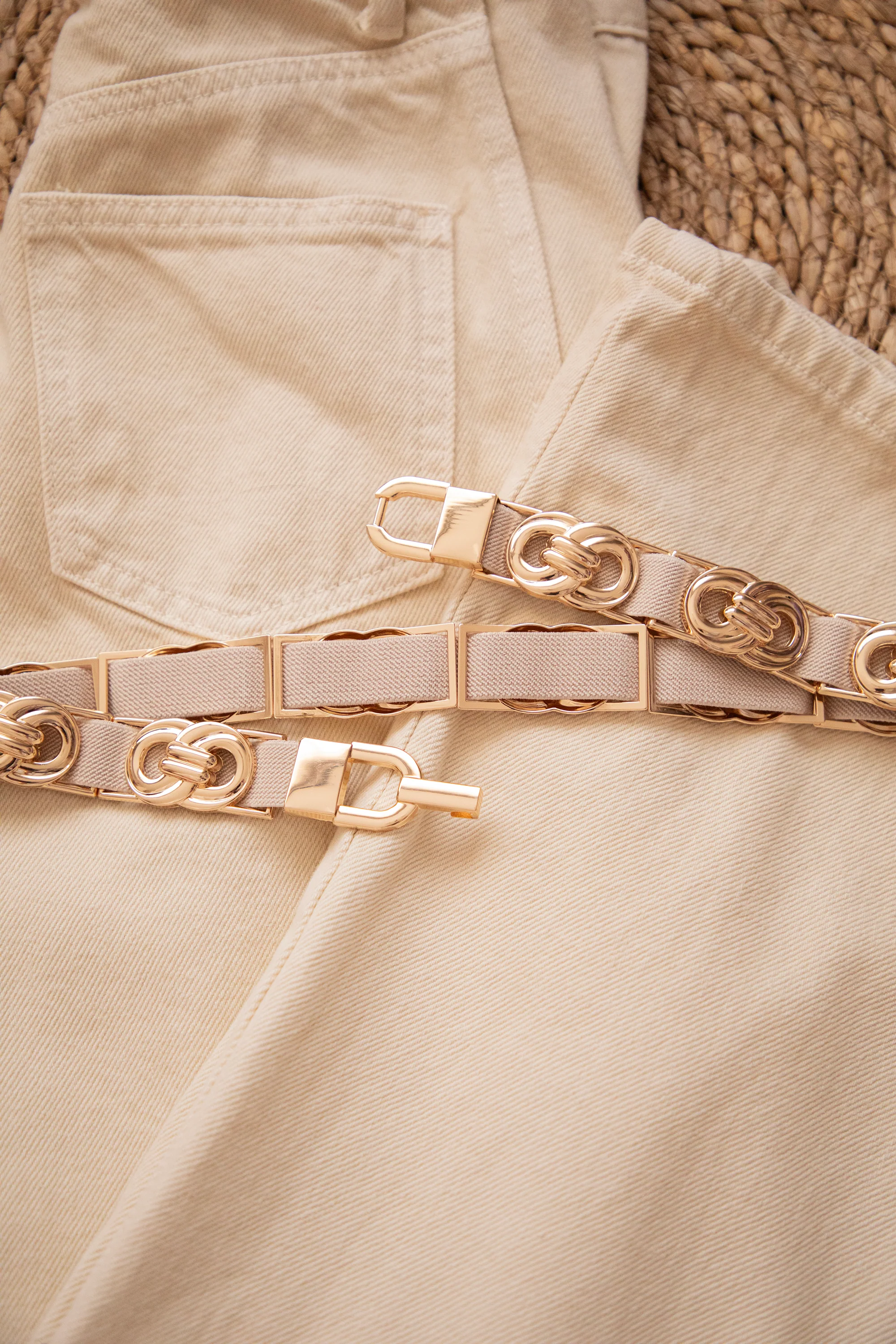 Solar Eclipse Beige/Gold - Riem - Image 4
