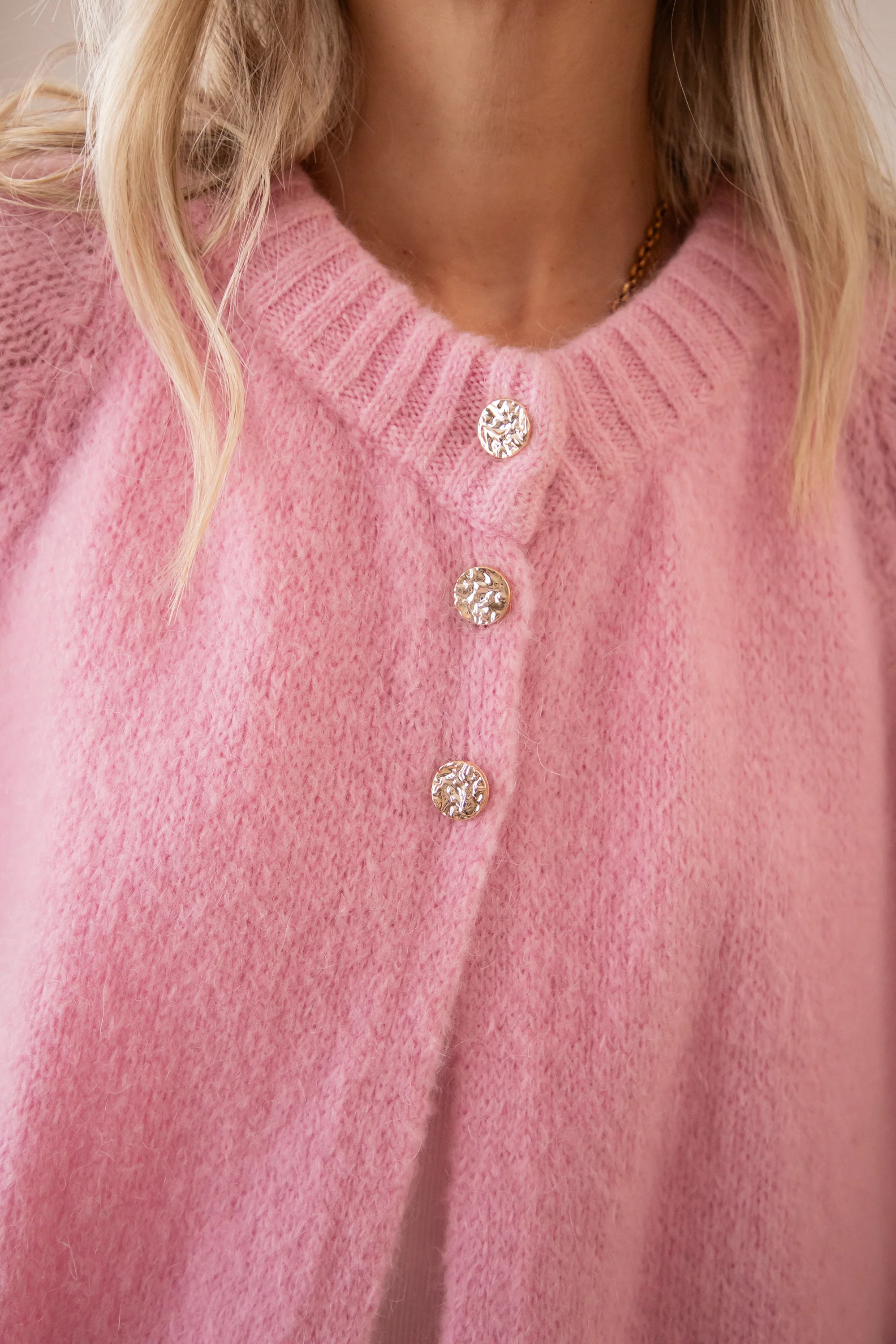 Split Knit Baby Pink - Trui - Image 5