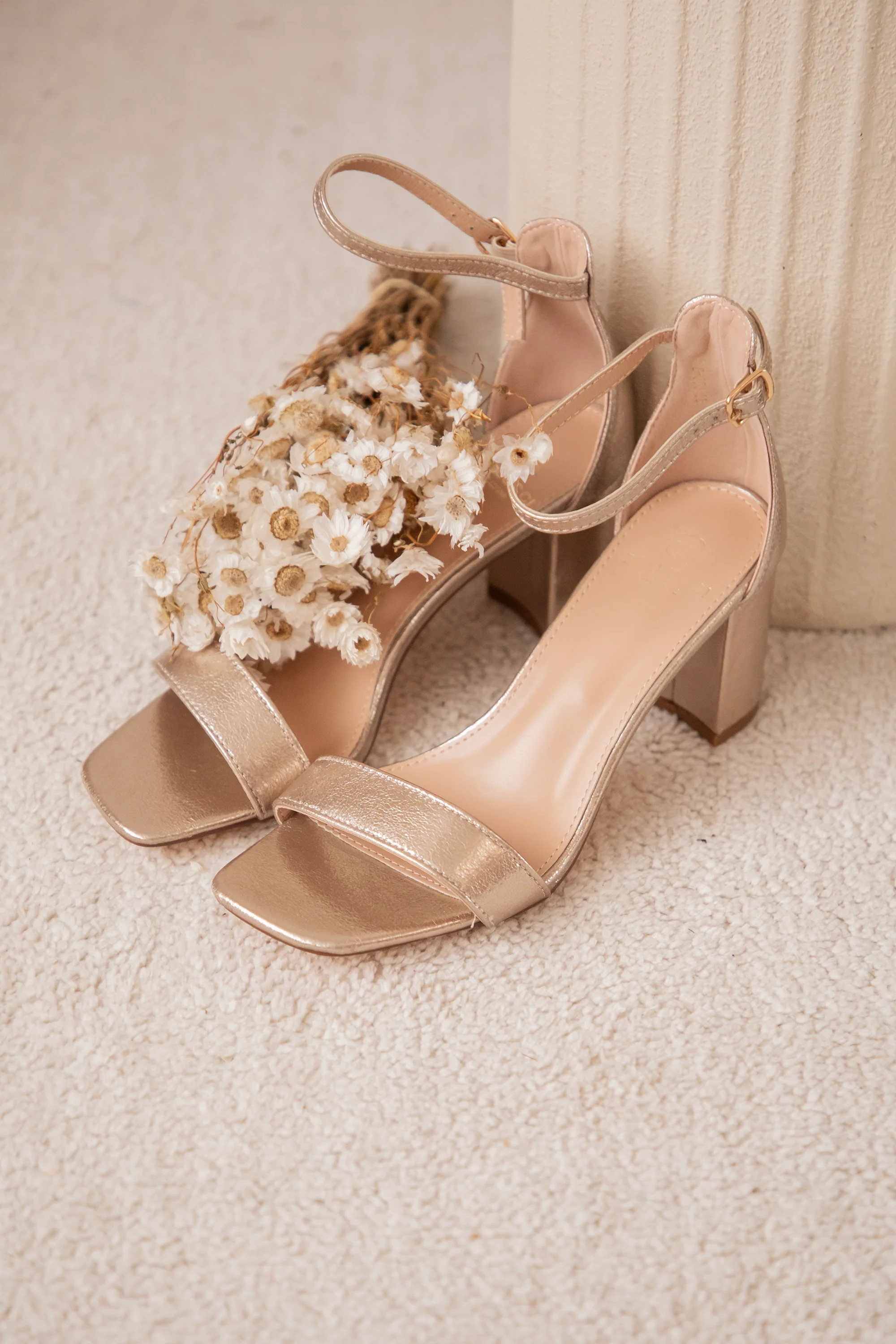 Statement Step Gold - Heels - Image 3