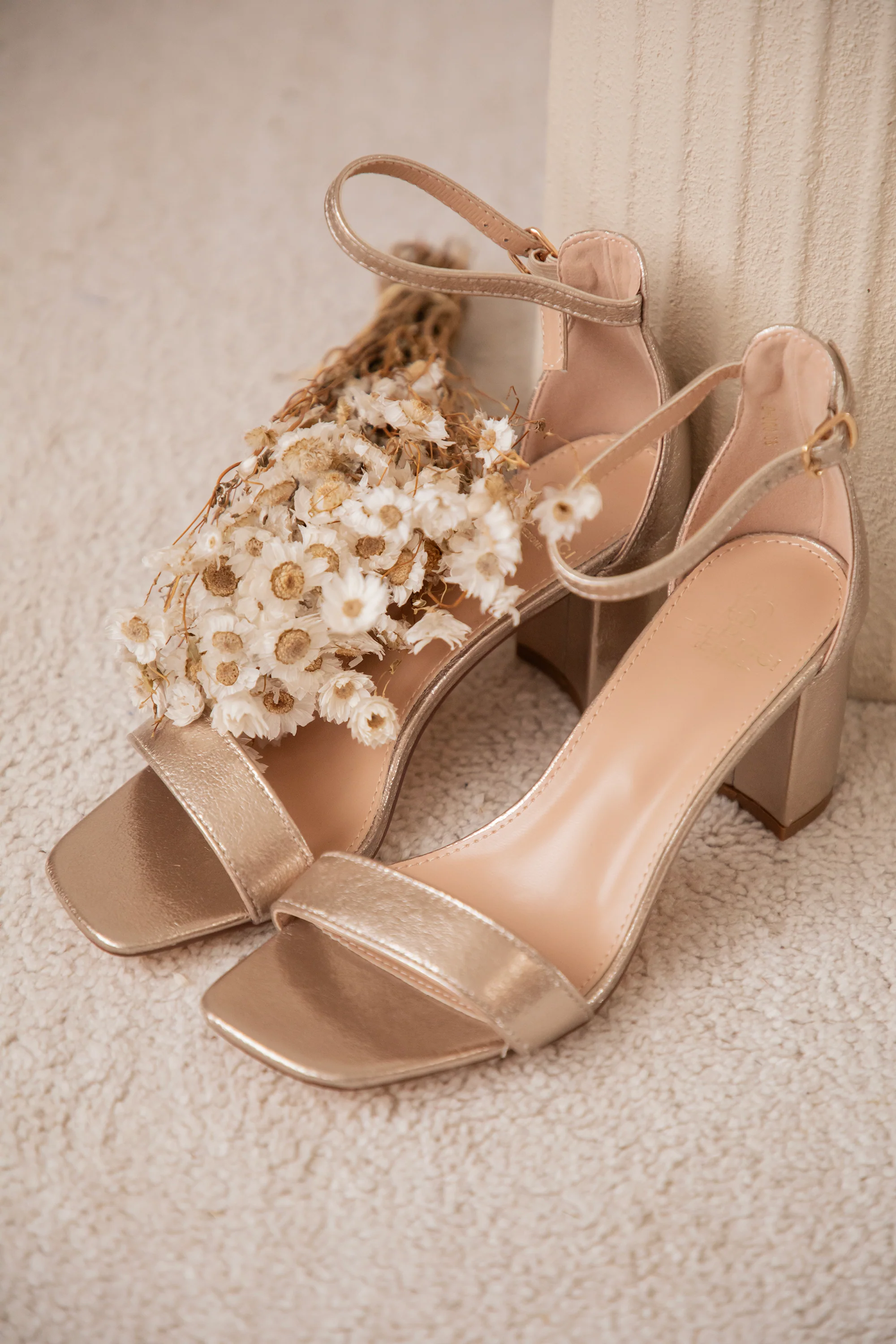 Statement Step Gold - Heels - Image 4