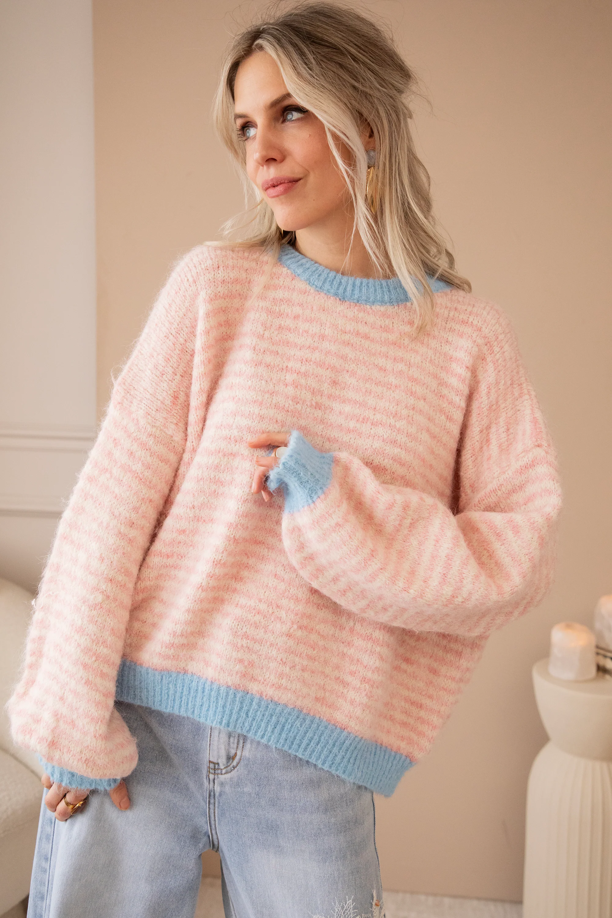 Stripes of Joy Baby Pink - Trui - Image 5