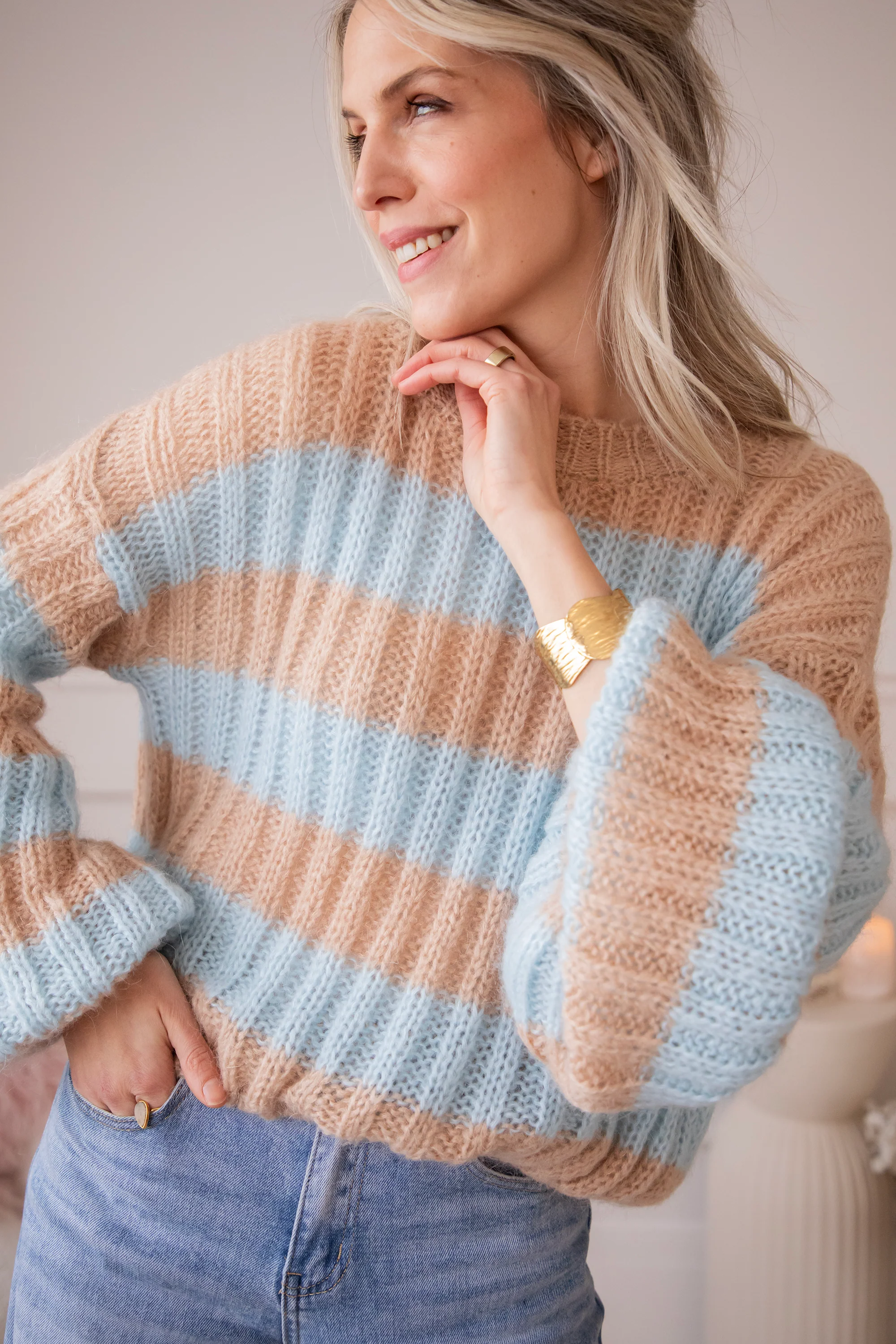 Sweet Softness Camel/Baby Blue - Trui - Image 7
