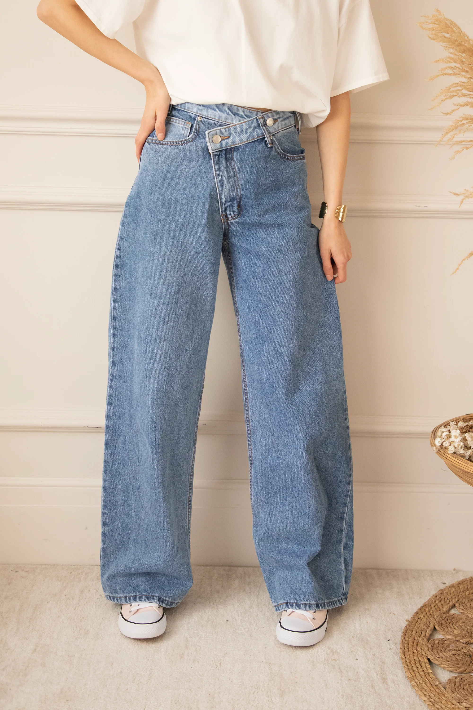 Taille With A Twist Cool Blue - Jeans - Image 12