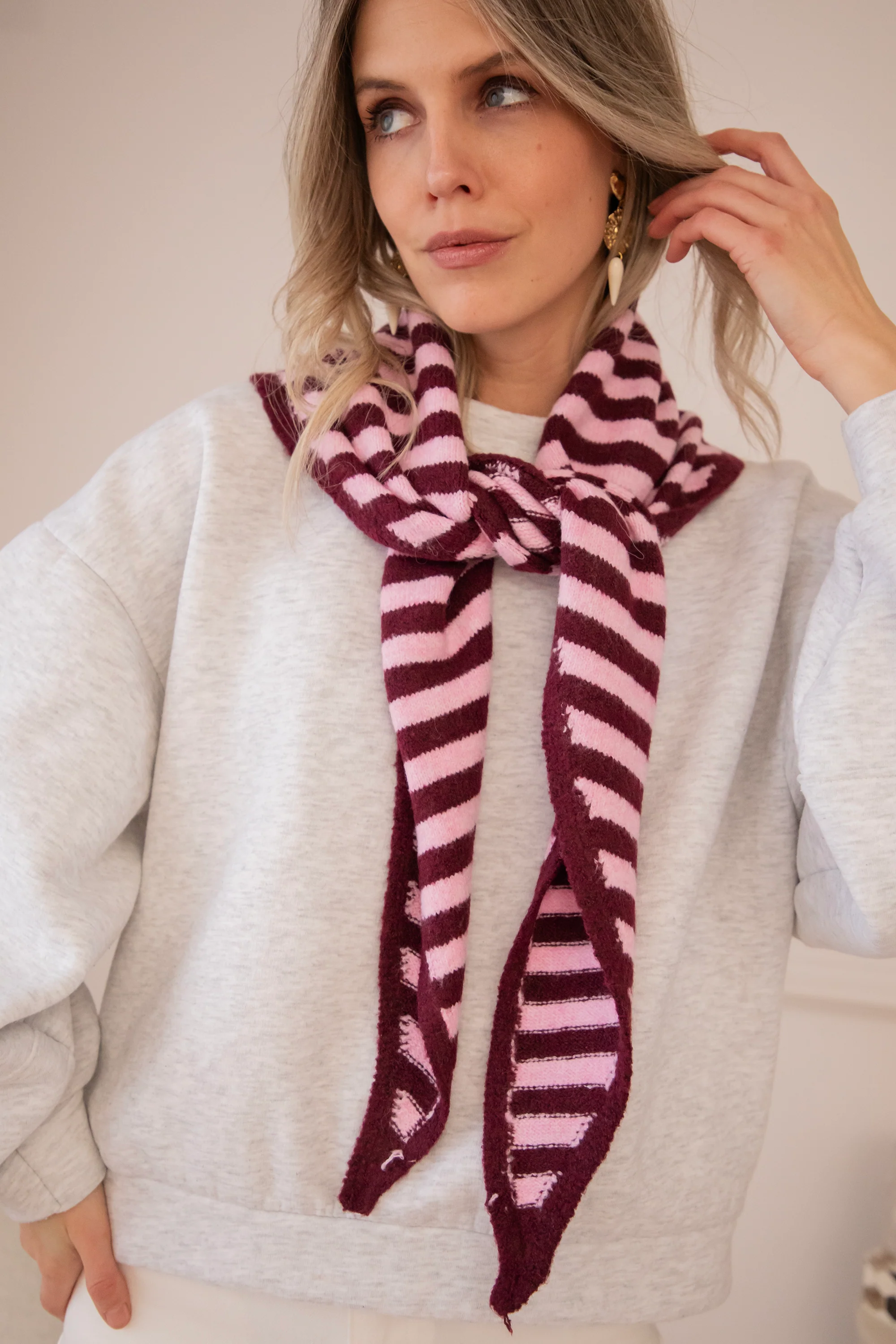 A Stripe Story Burgundy/Baby Pink - Sjaal - Image 3