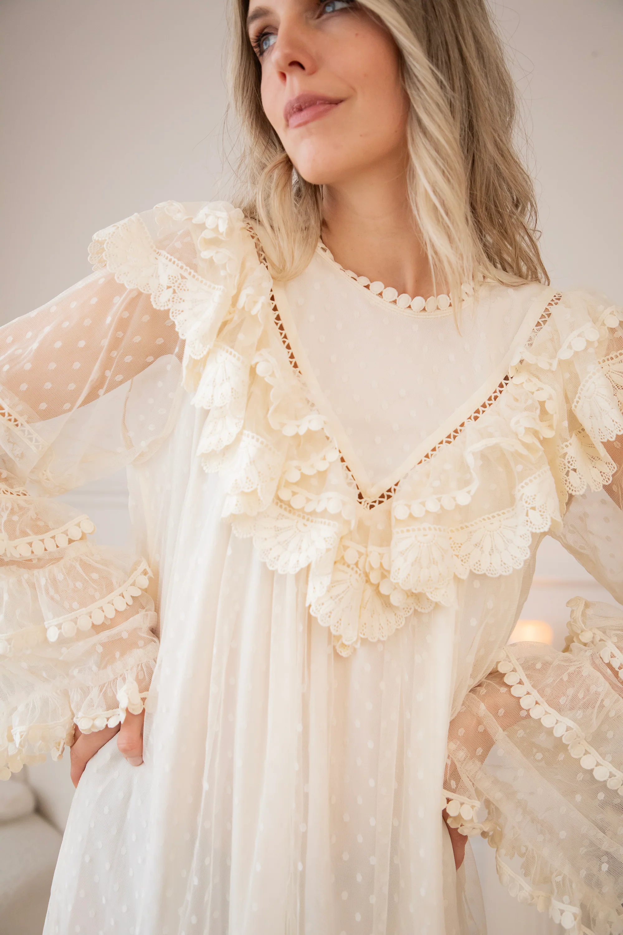 Tule Dreams Beige - Jurk - Image 4