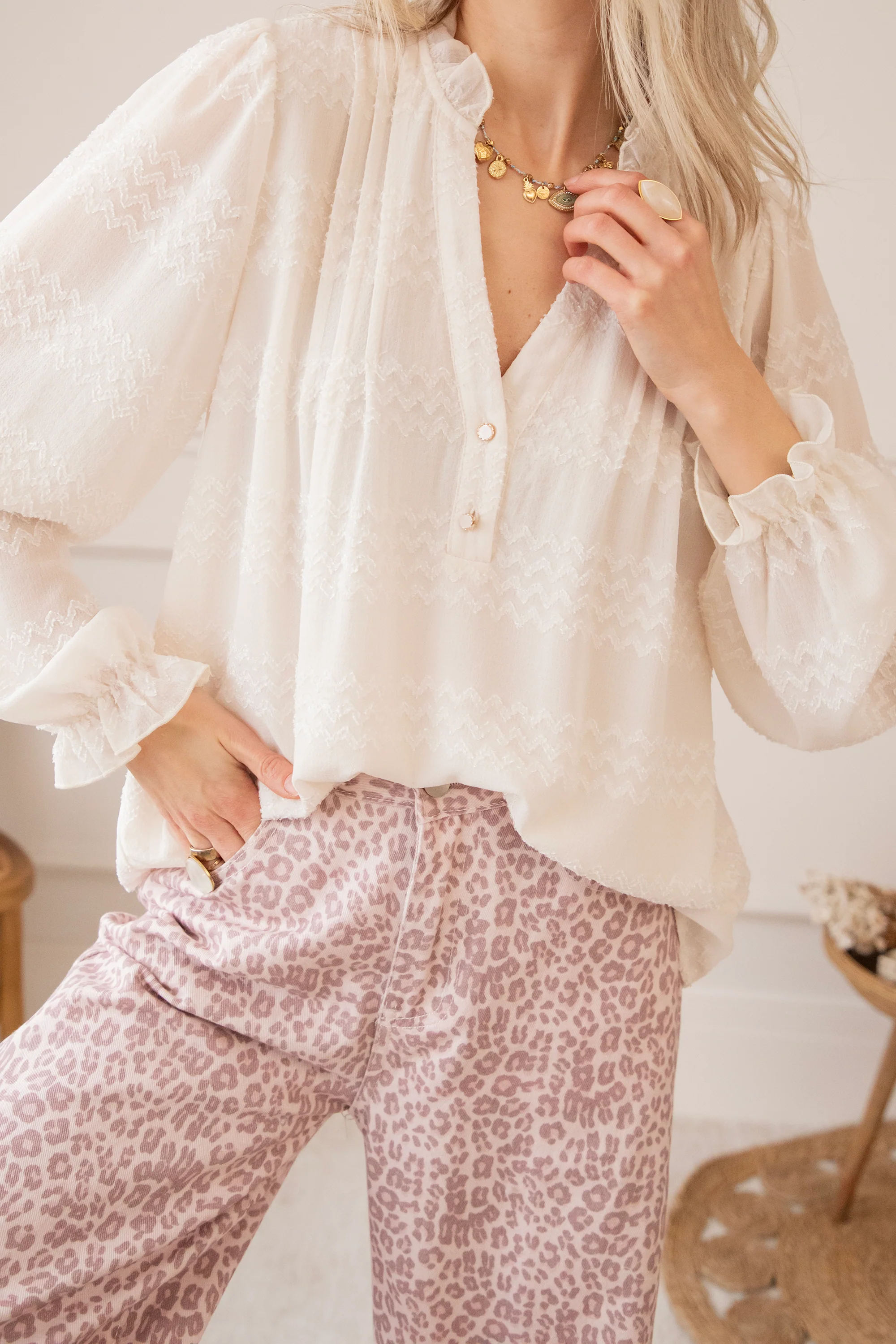 Whisper Waves Beige - Blouse - Image 11
