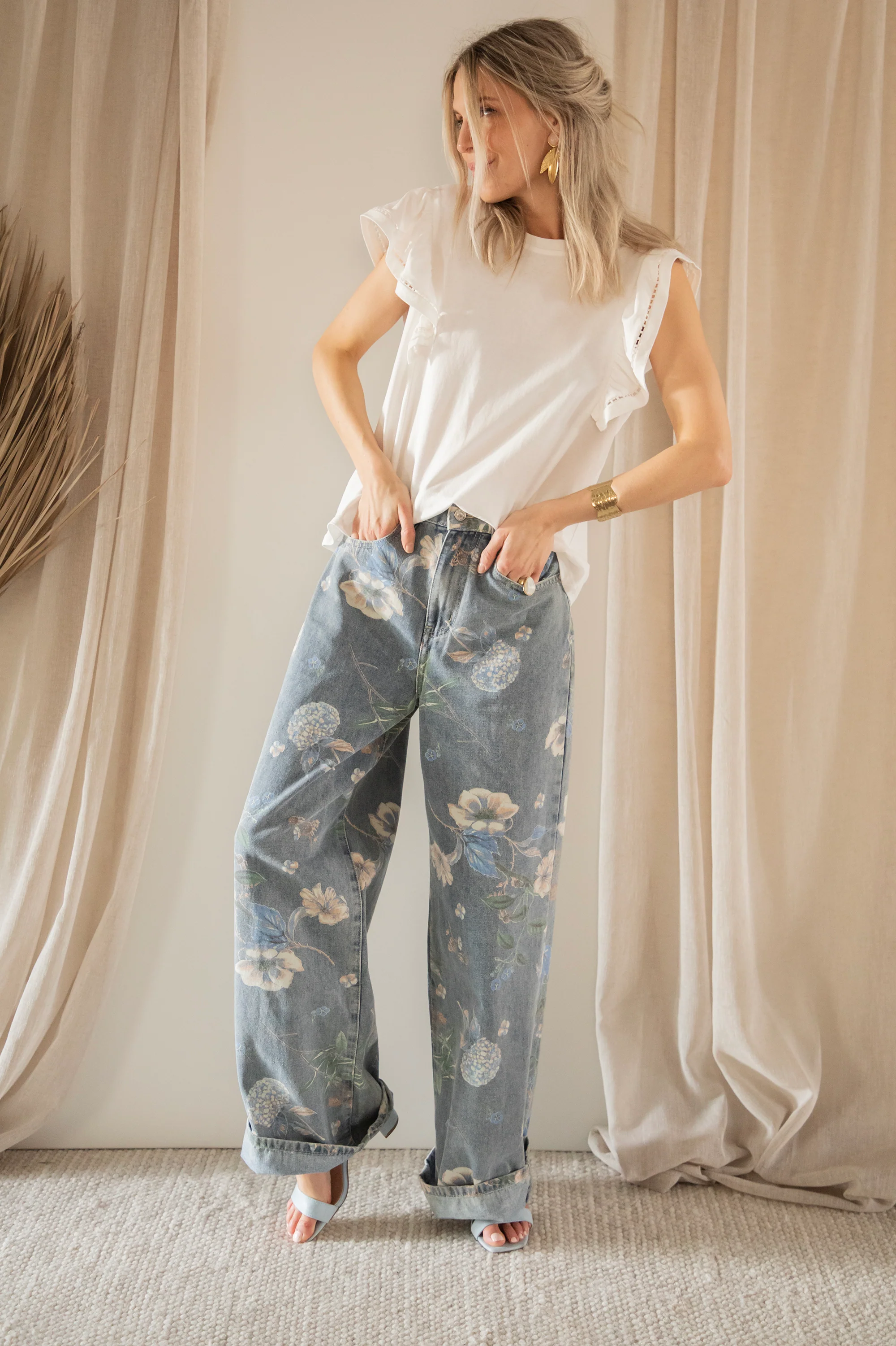 Wide Flower Blue - Jeans - Image 3
