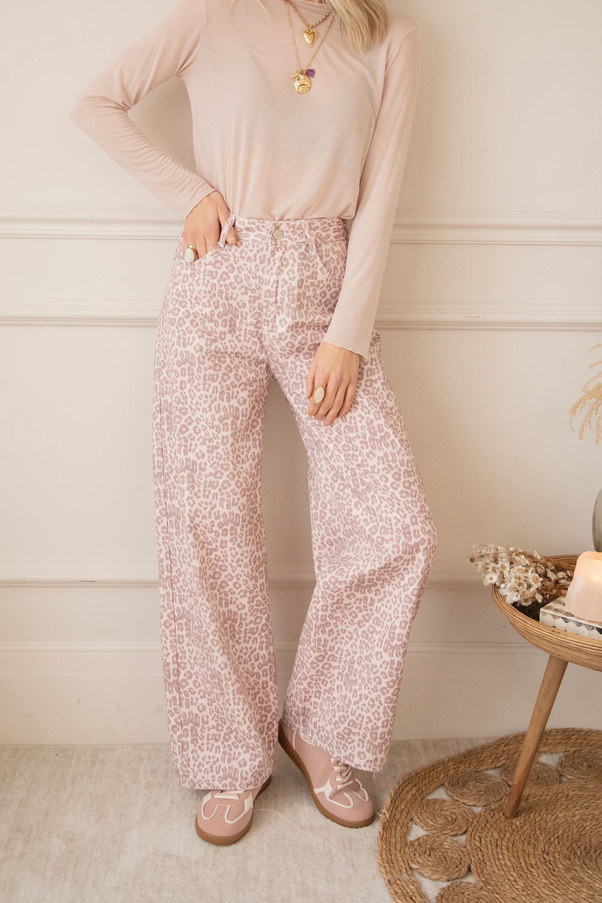 Wild Wide Soft Pink - Jeans - Image 4