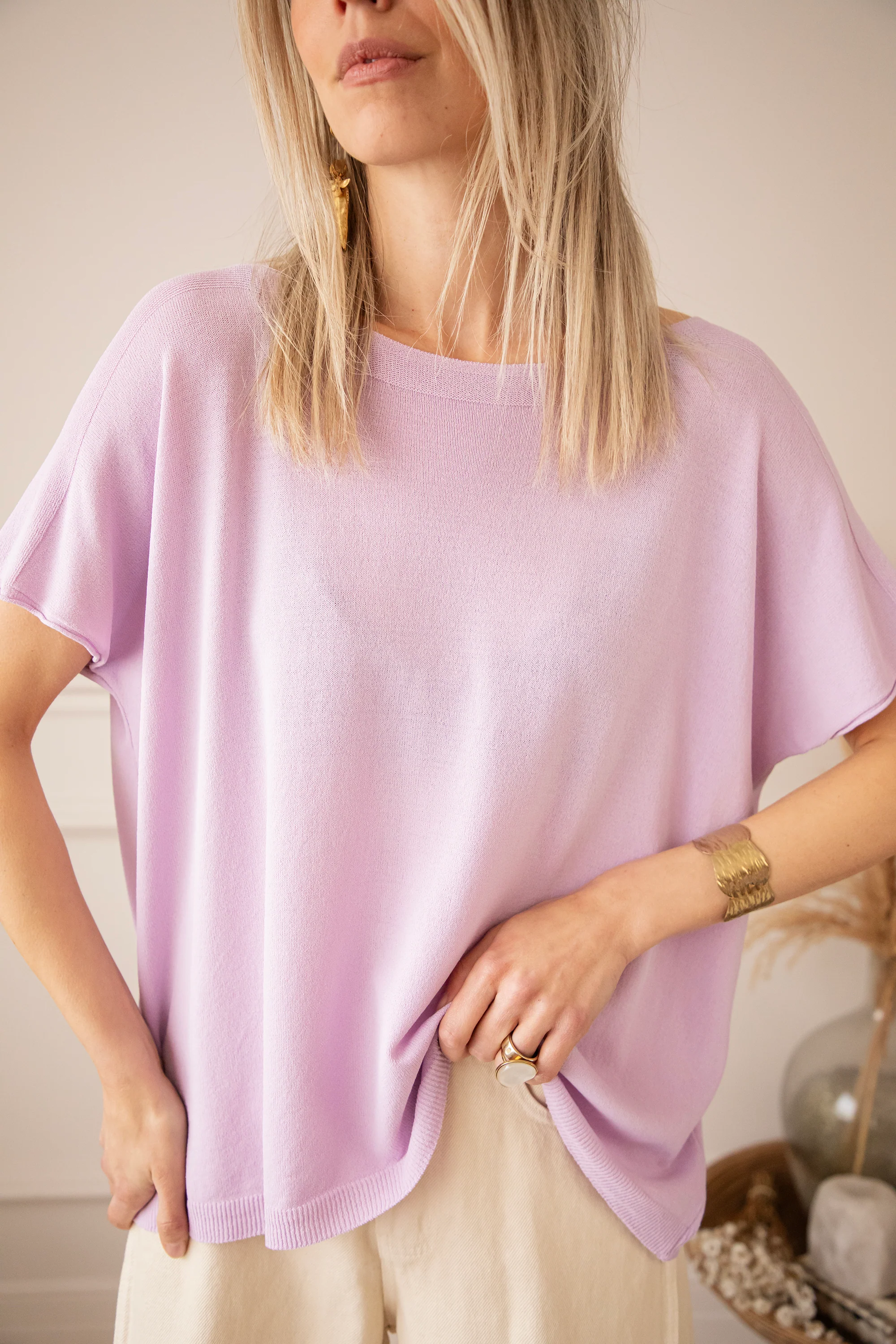 Yuna Lila - T-Shirt - Image 3
